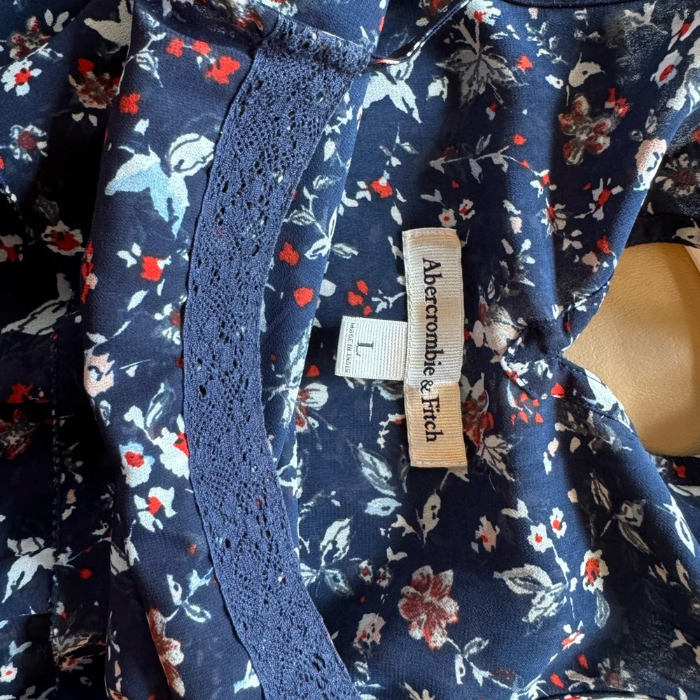 Abercrombie & Fitch Navy Floral Top